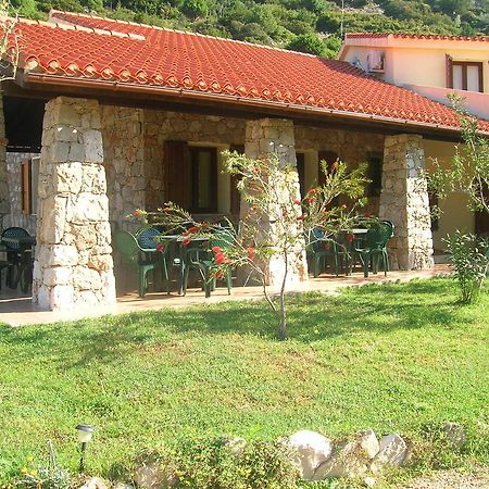 Punto Di Ristoro Uttolo Bed & Breakfast Baunei Ngoại thất bức ảnh