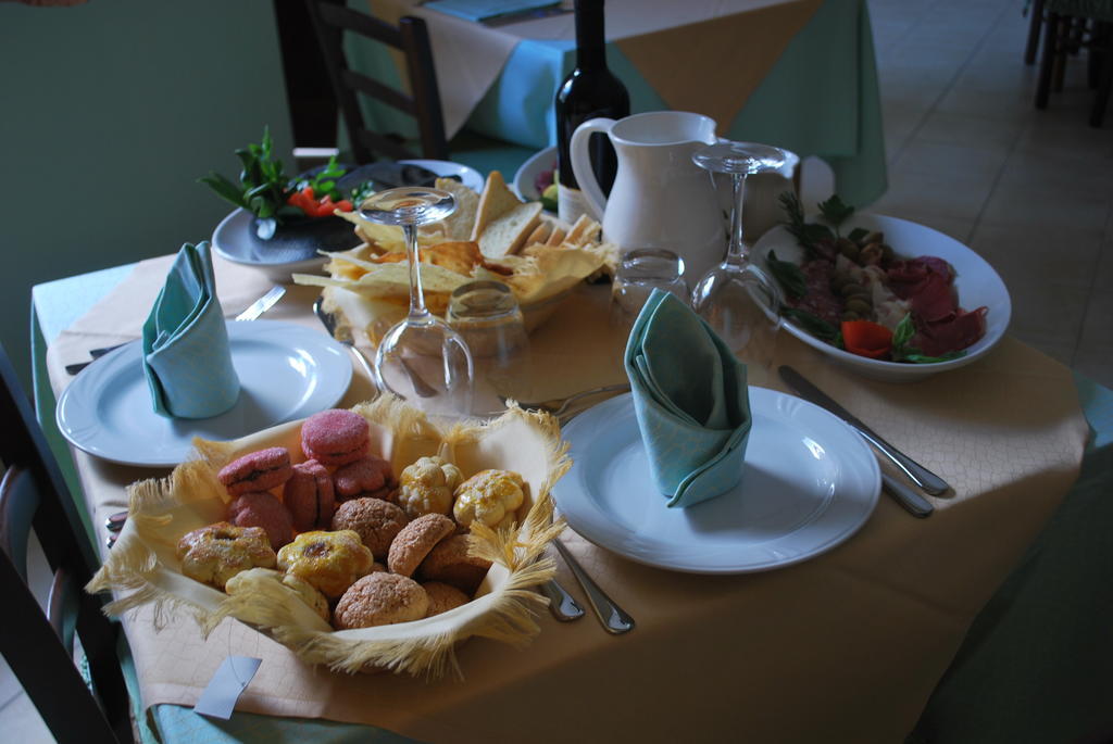 Punto Di Ristoro Uttolo Bed & Breakfast Baunei Ngoại thất bức ảnh